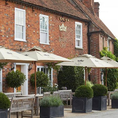 The Royal Oak, Yattendon Frilsham 외부 사진