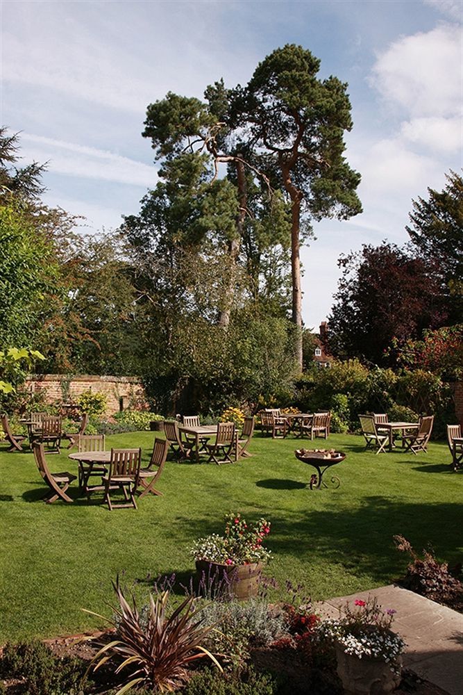 The Royal Oak, Yattendon Frilsham 외부 사진