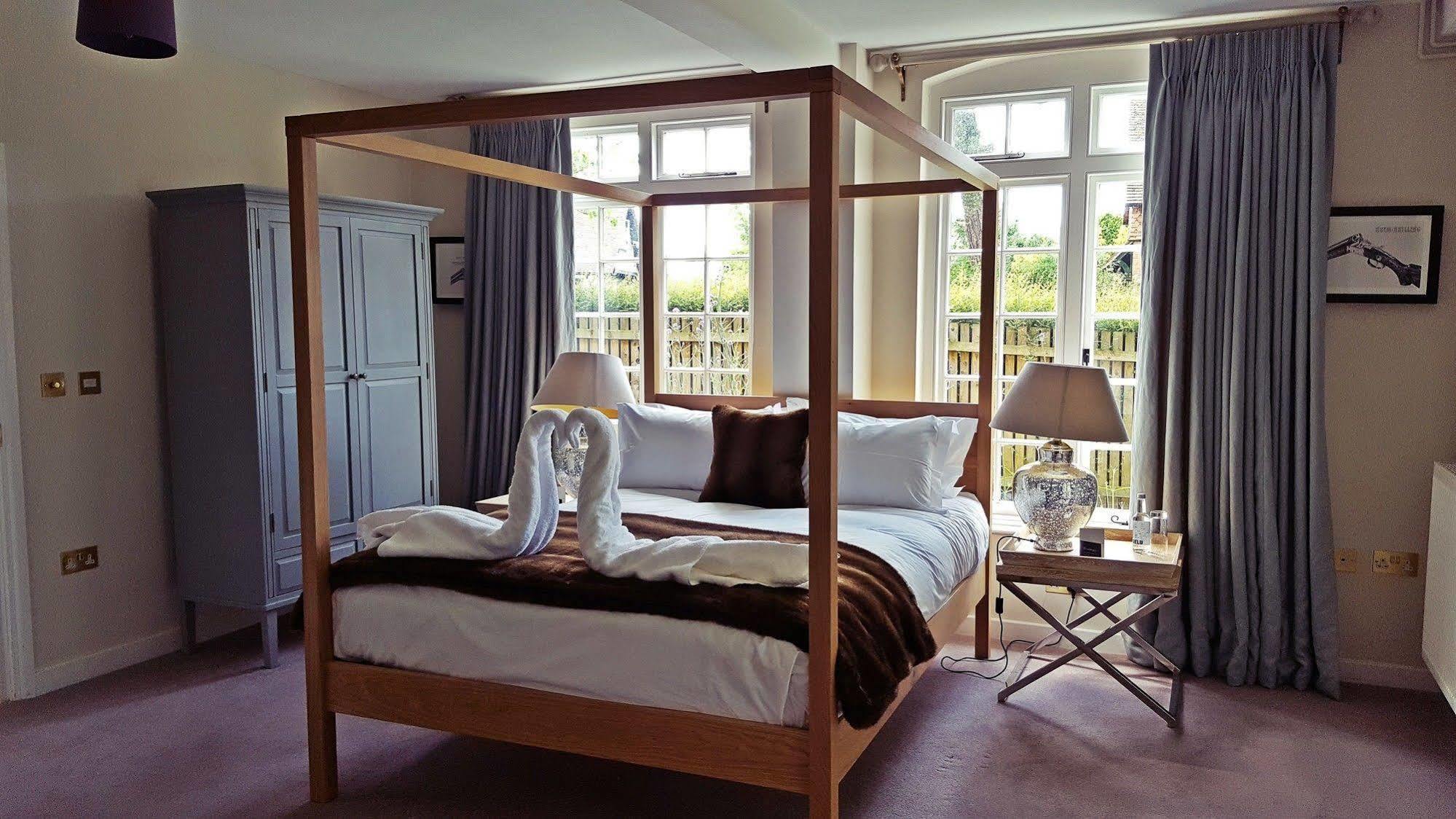 The Royal Oak, Yattendon Frilsham 외부 사진