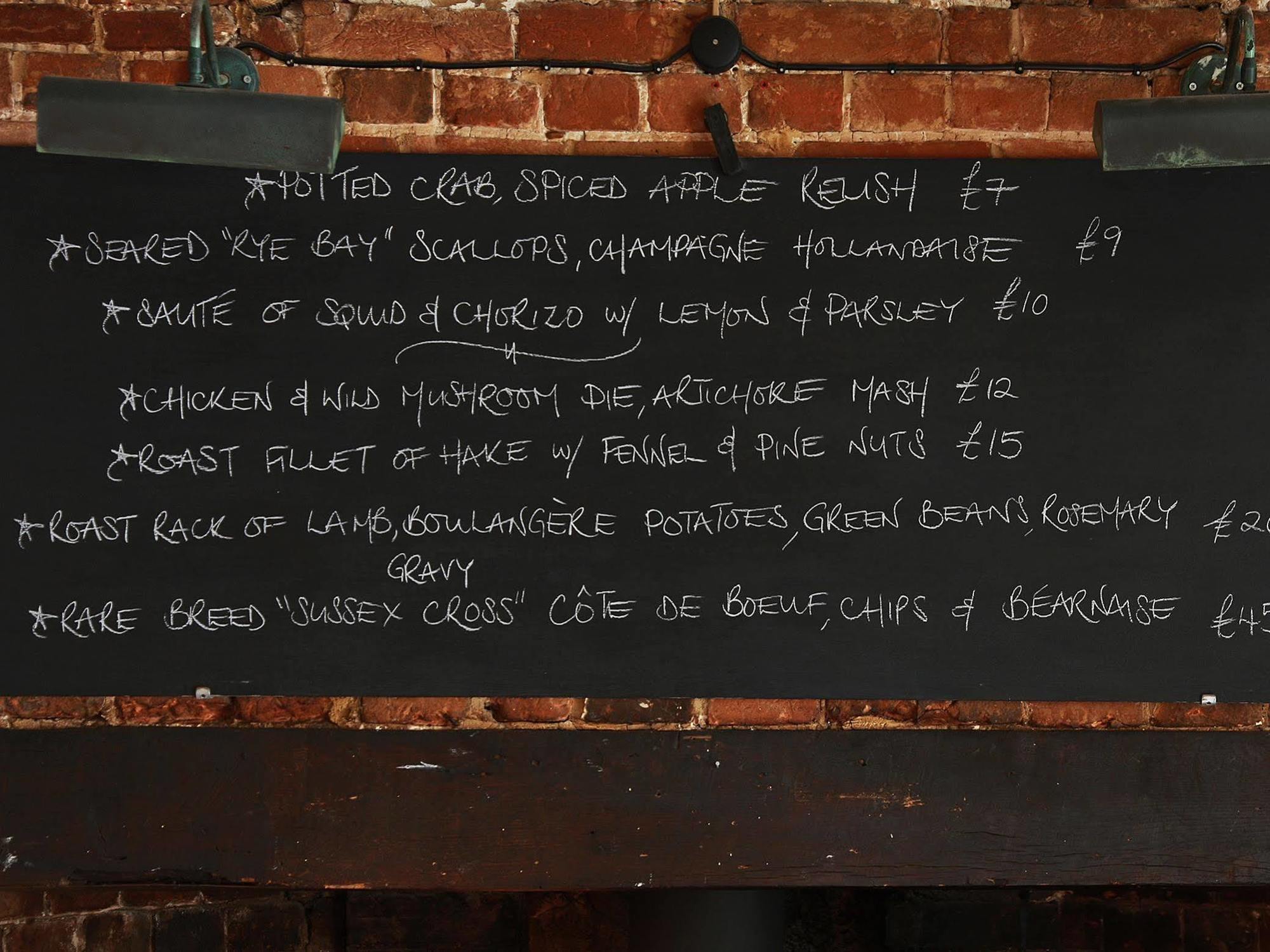 The Royal Oak, Yattendon Frilsham 외부 사진