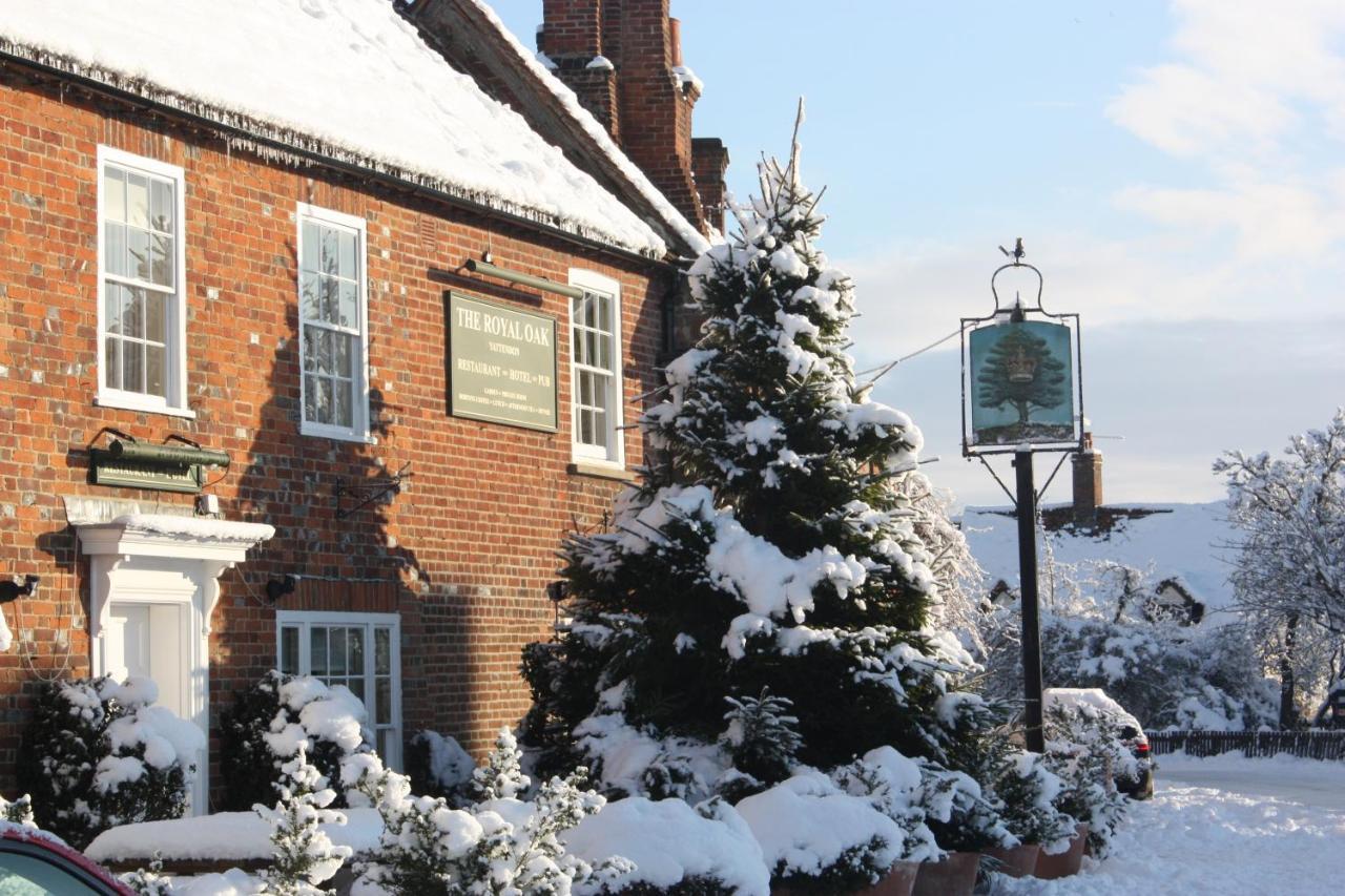 The Royal Oak, Yattendon Frilsham 외부 사진
